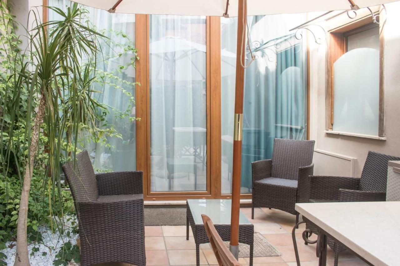 Apartment Gabri House *